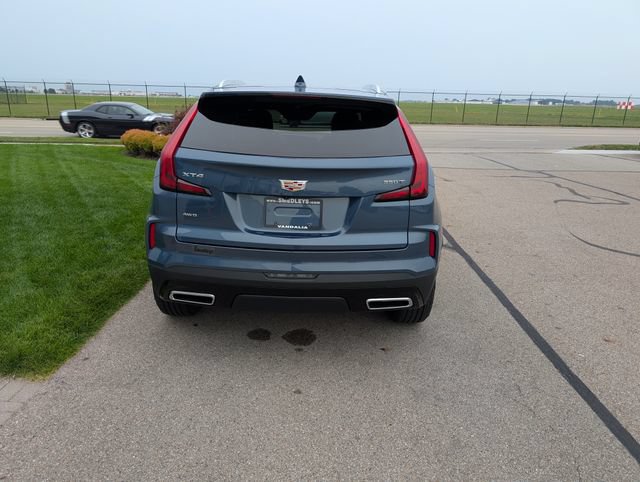 Used 2025 Cadillac XT4 Premium Luxury AWD/4WD image 8