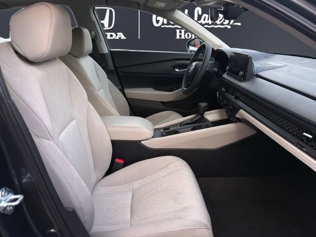 Used 2025 Honda Accord SE image 17