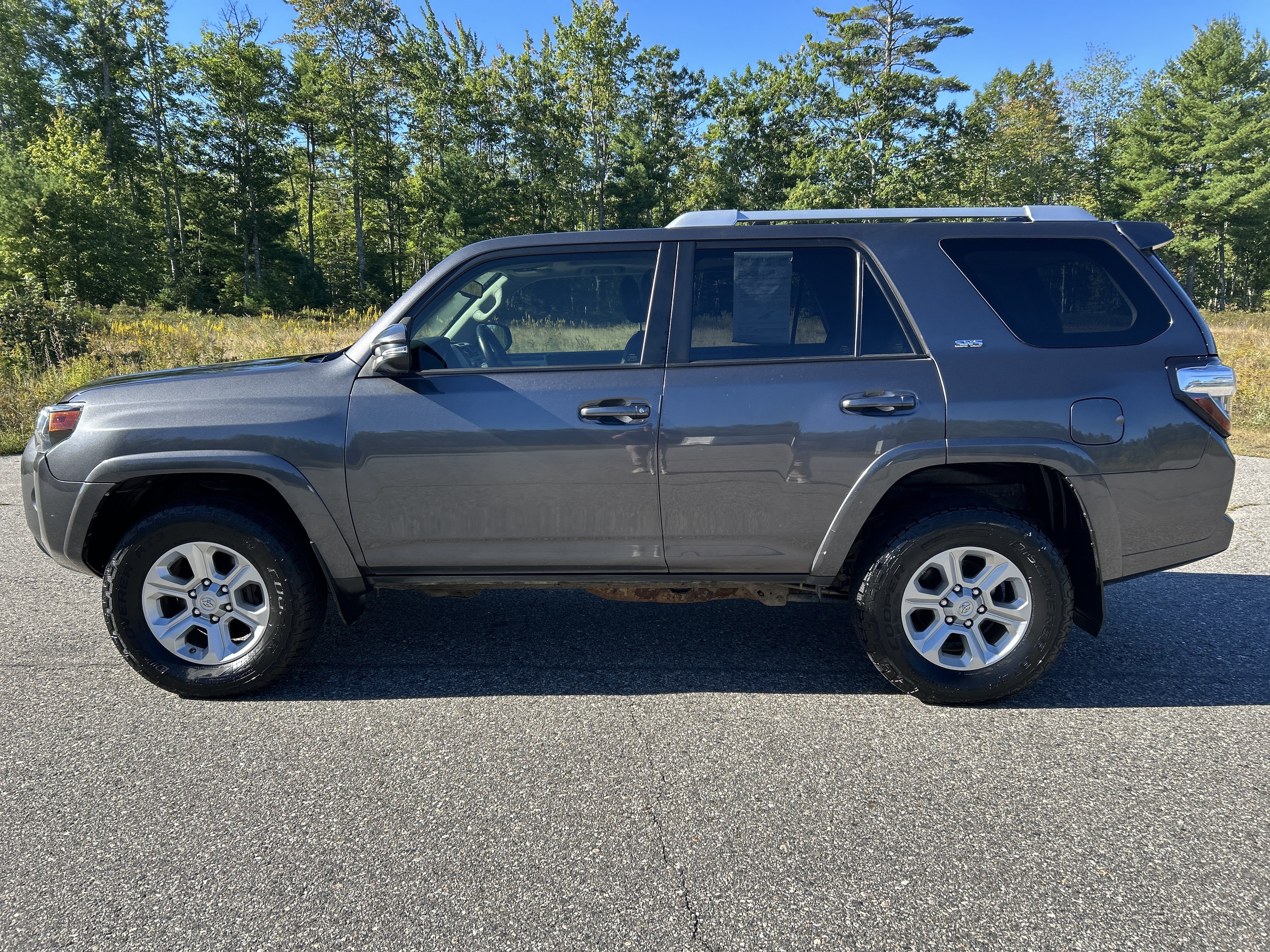 Used 2018 Toyota 4Runner SR5 Premium AWD/4WD image 8