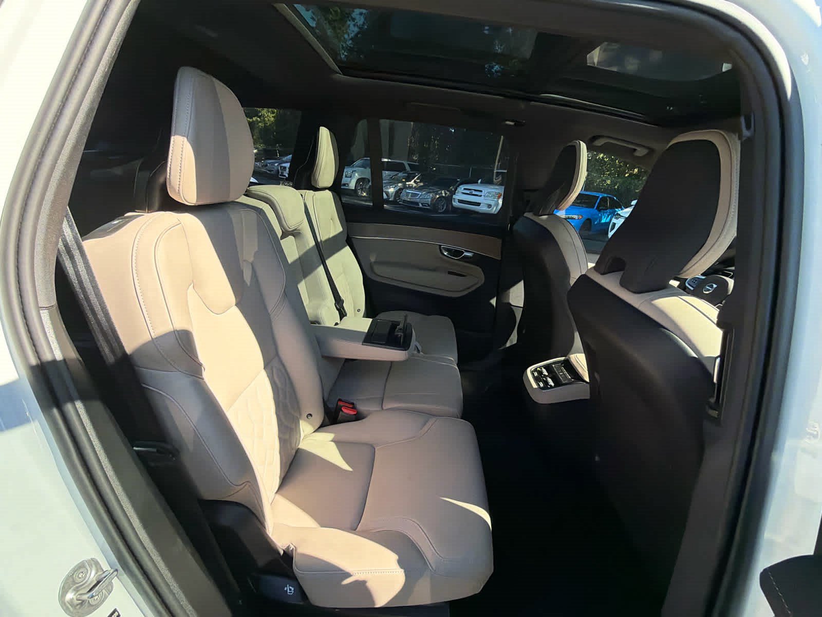 Used 2026 Volvo XC90 B6 Plus AWD/4WD image 21