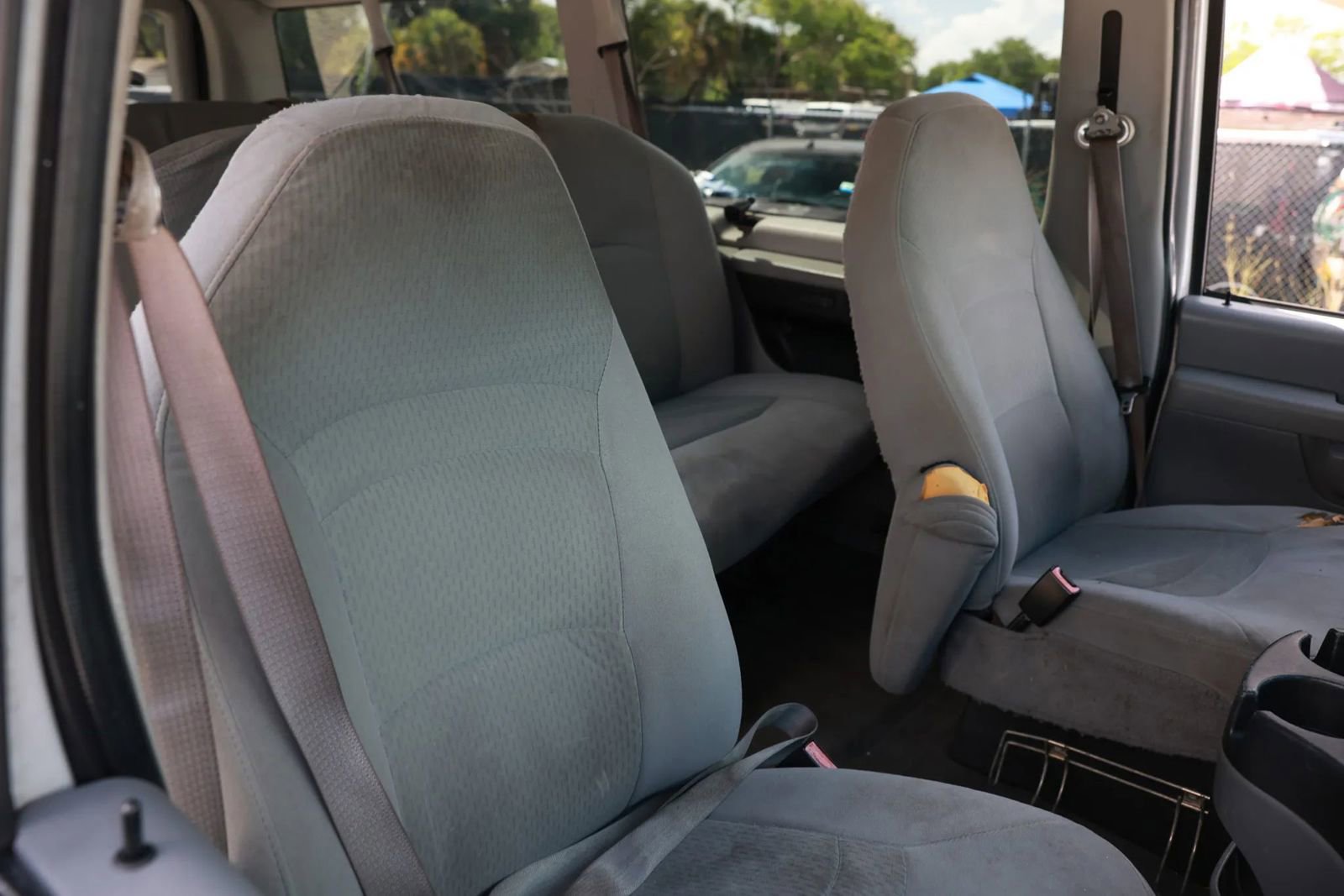 Used 2008 Ford E-150 and Econoline 150 Wagon RWD image 25
