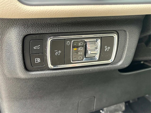 New 2025 Lincoln Corsair Grand Touring image 24