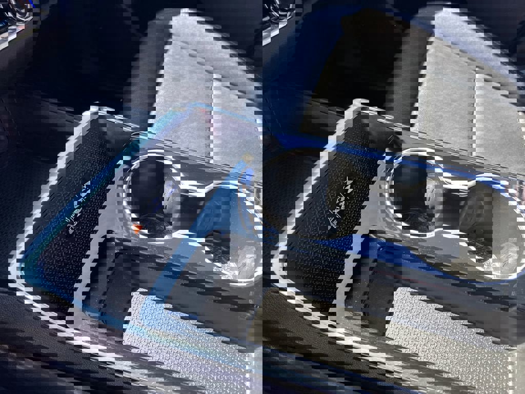 Used 2025 Chevrolet Equinox LT w/ Convenience Package II FWD image 17