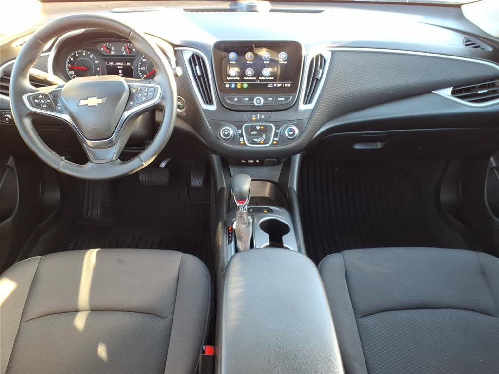 Used 2024 Chevrolet Malibu RS FWD image 13