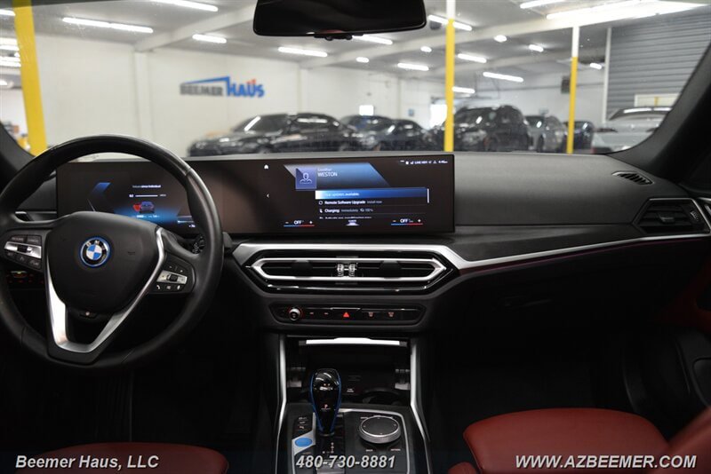 Used 2023 BMW i4 eDrive35 w/ Premium Package RWD image 27
