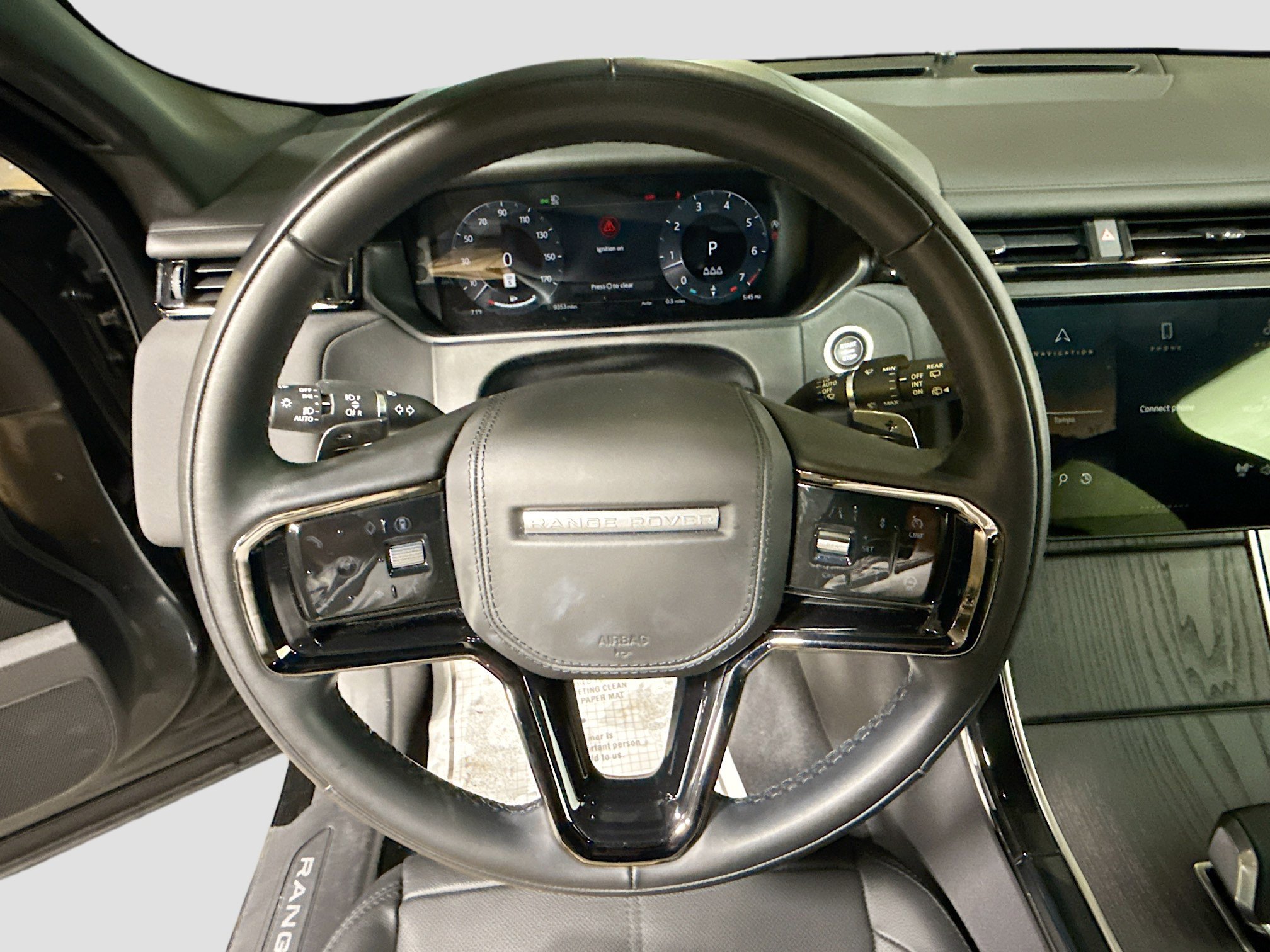 Certified 2026 Land Rover Range Rover Velar Dynamic SE AWD/4WD image 39