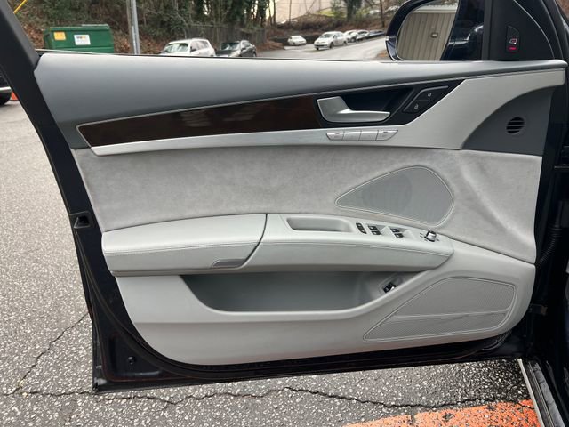 Used 2014 Audi A8 L TDI w/ Premium Package image 10