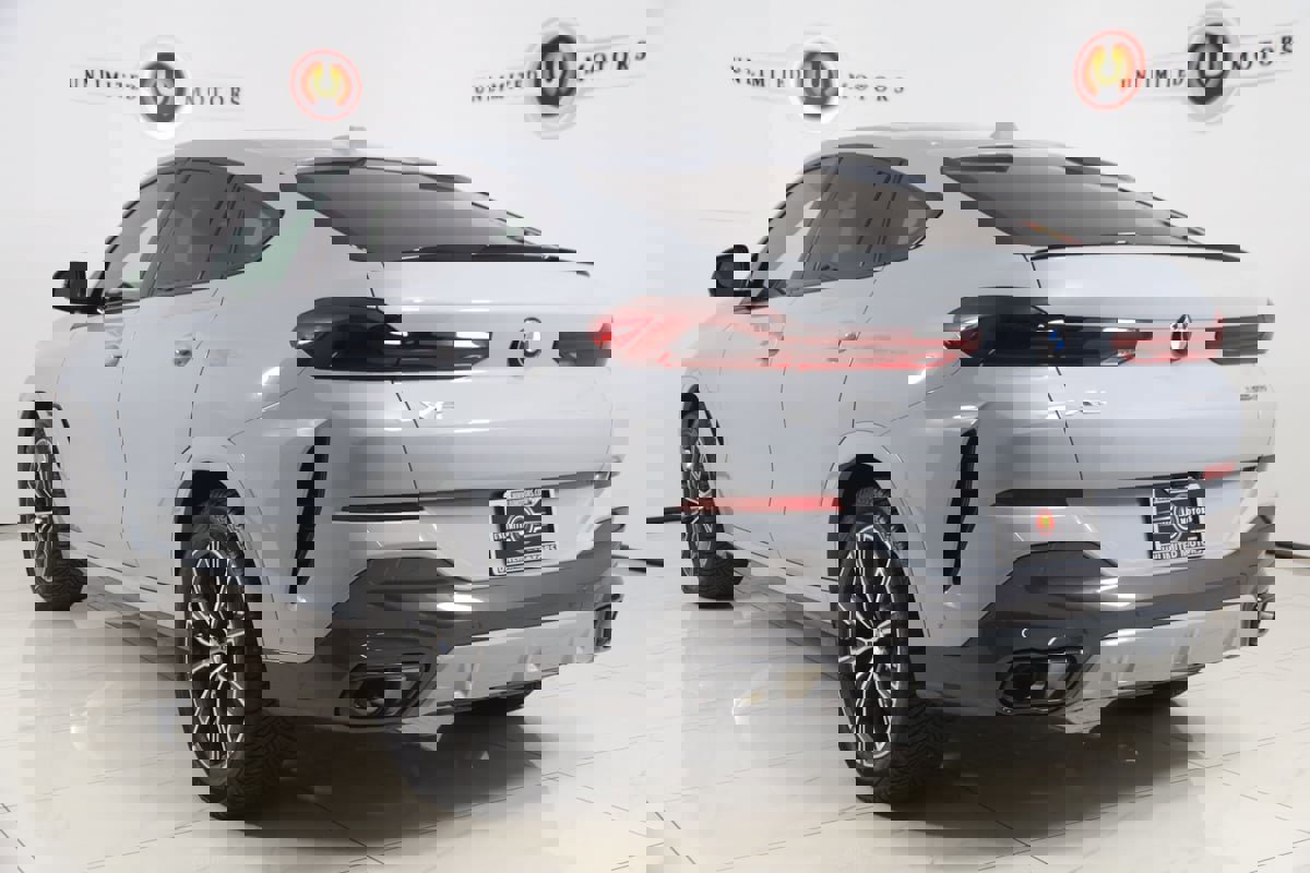 Used 2025 BMW X6 xDrive40i image 4