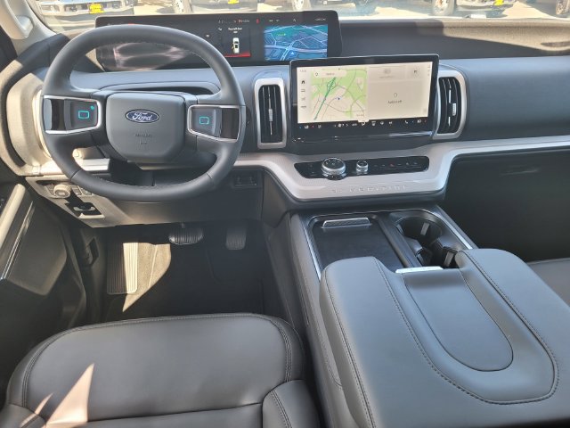 New 2026 Ford Expedition Active AWD/4WD image 7