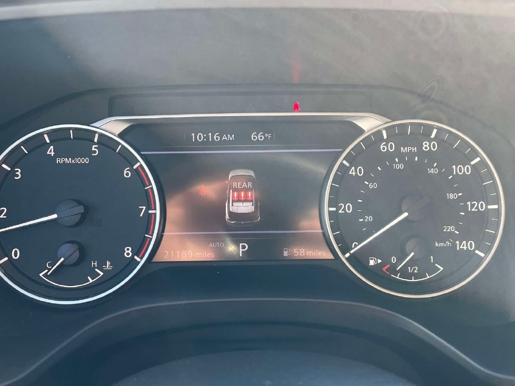 Used 2023 Nissan Rogue SV AWD/4WD image 24