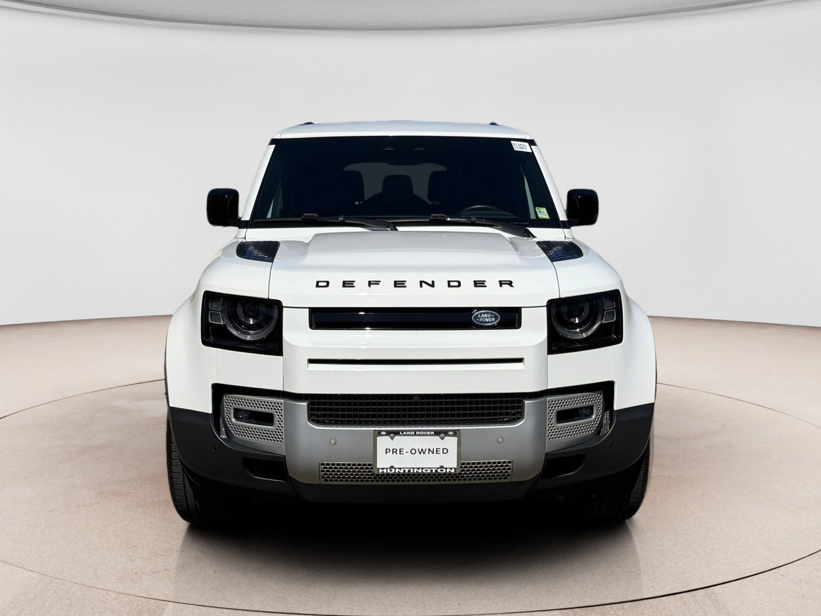 Used 2024 Land Rover Defender 130 S AWD/4WD image 8