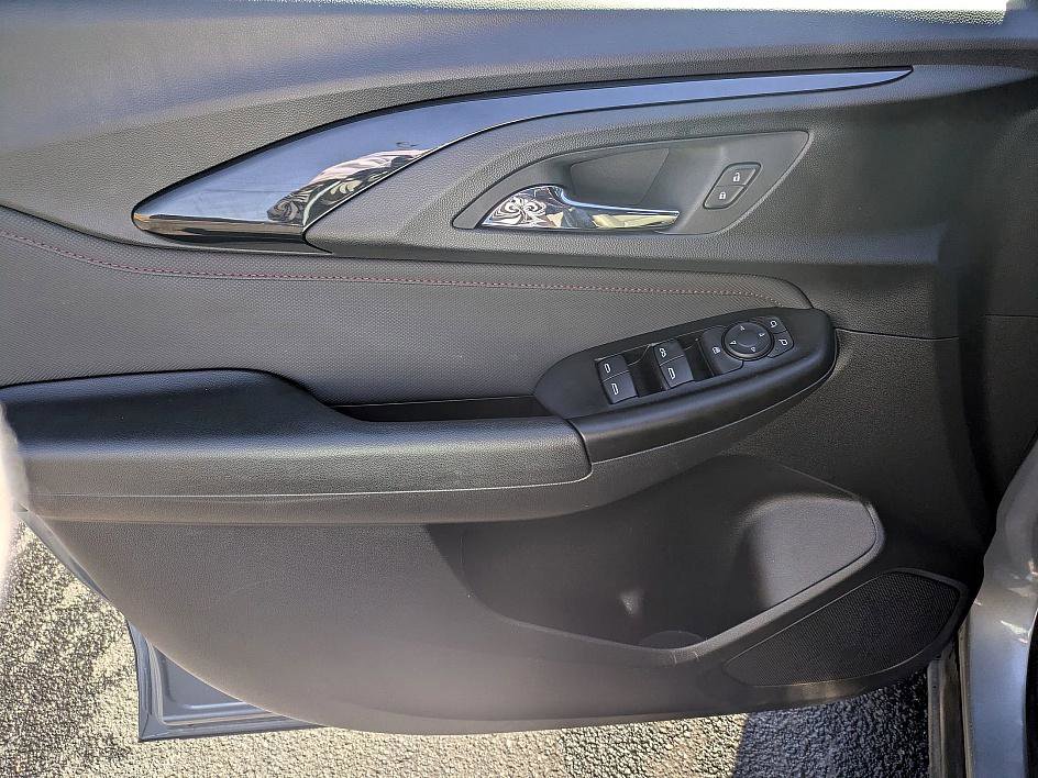 Used 2023 Chevrolet TrailBlazer RS image 13