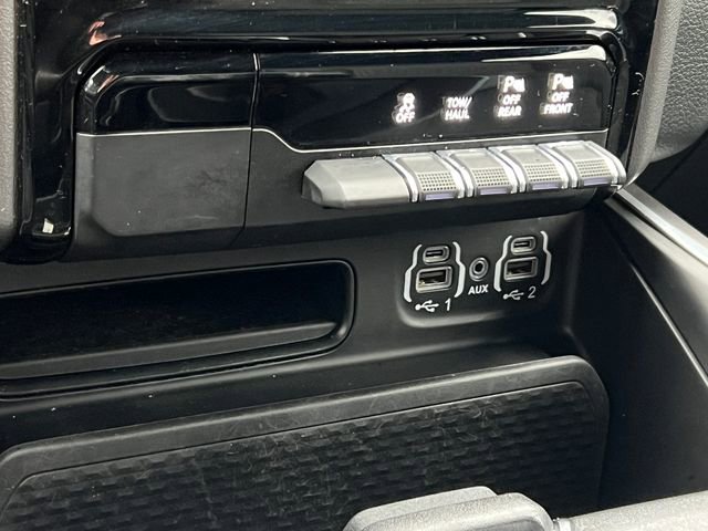 Used 2023 RAM 1500 Big Horn image 29