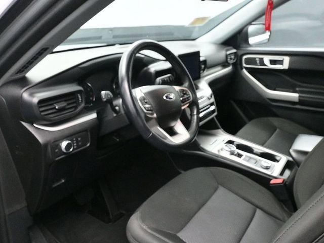 Used 2022 Ford Explorer XLT image 15