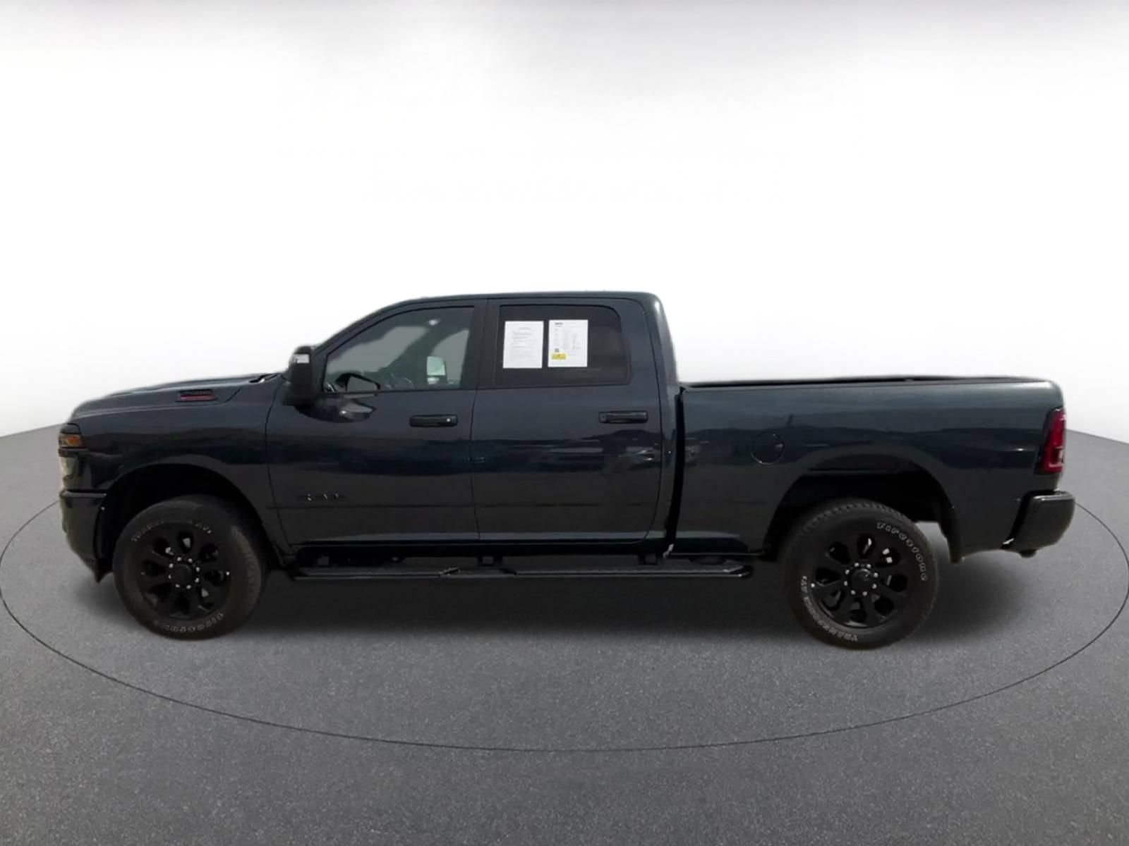 Used 2025 RAM 2500 Big Horn AWD/4WD image 8