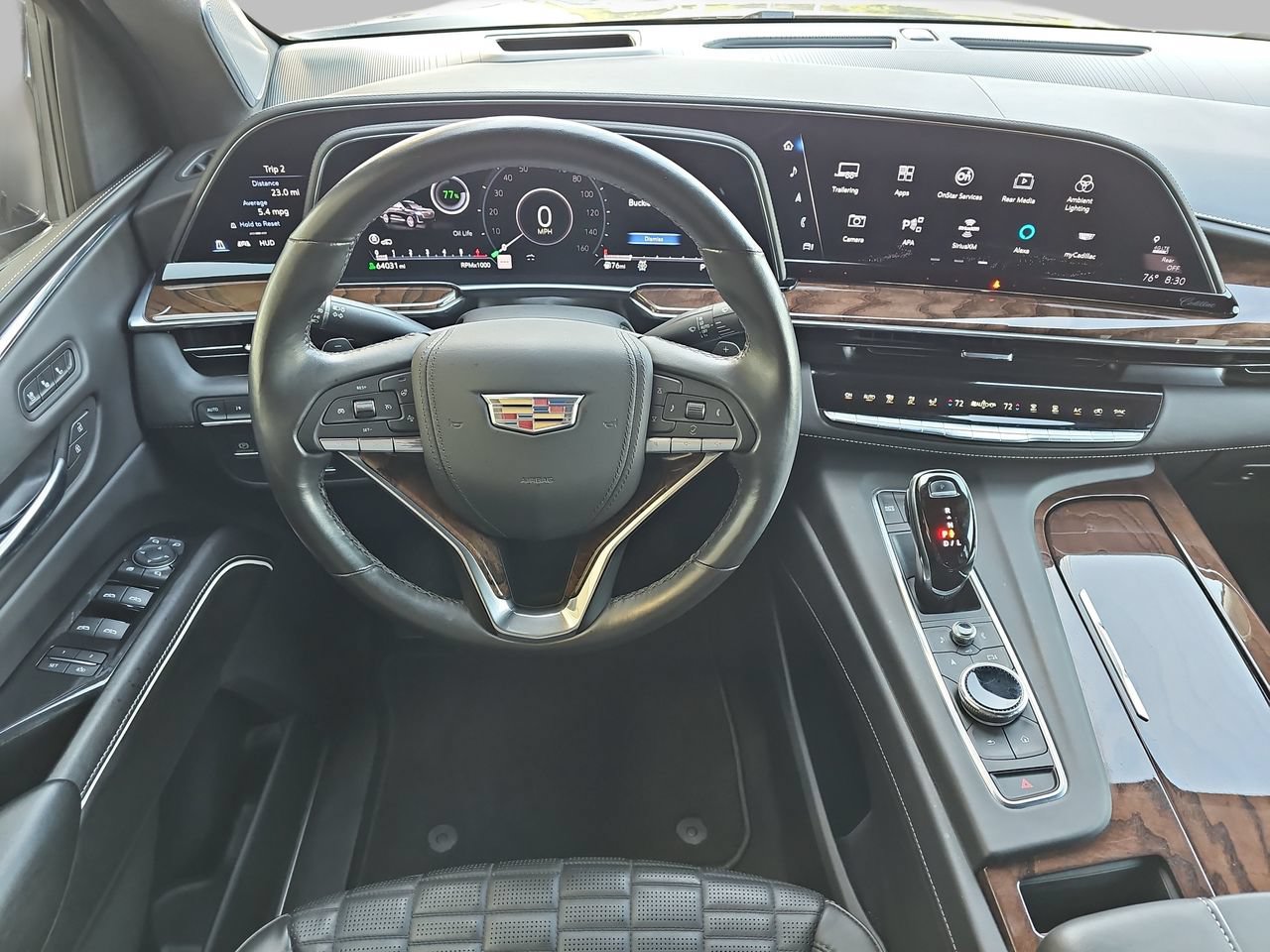 Used 2021 Cadillac Escalade Premium Luxury Platinum AWD/4WD image 17