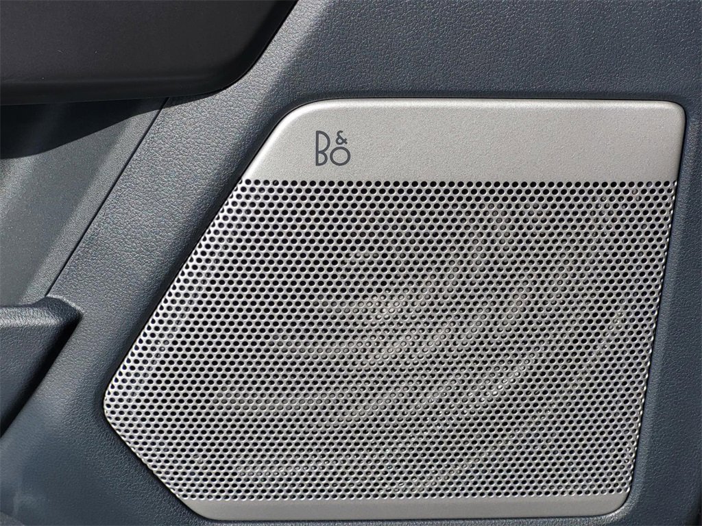 New 2025 Ford F150 Lariat w/ Equipment Group 501A Mid image 17