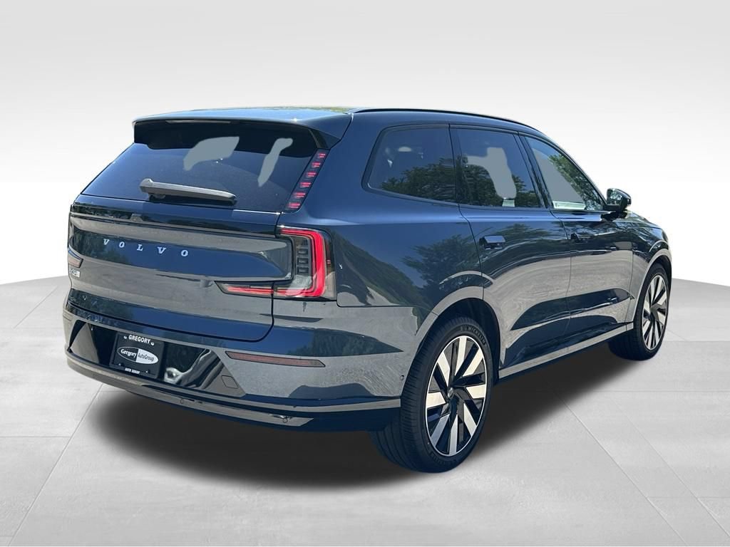 Used 2025 Volvo EX90 Ultra AWD/4WD image 7