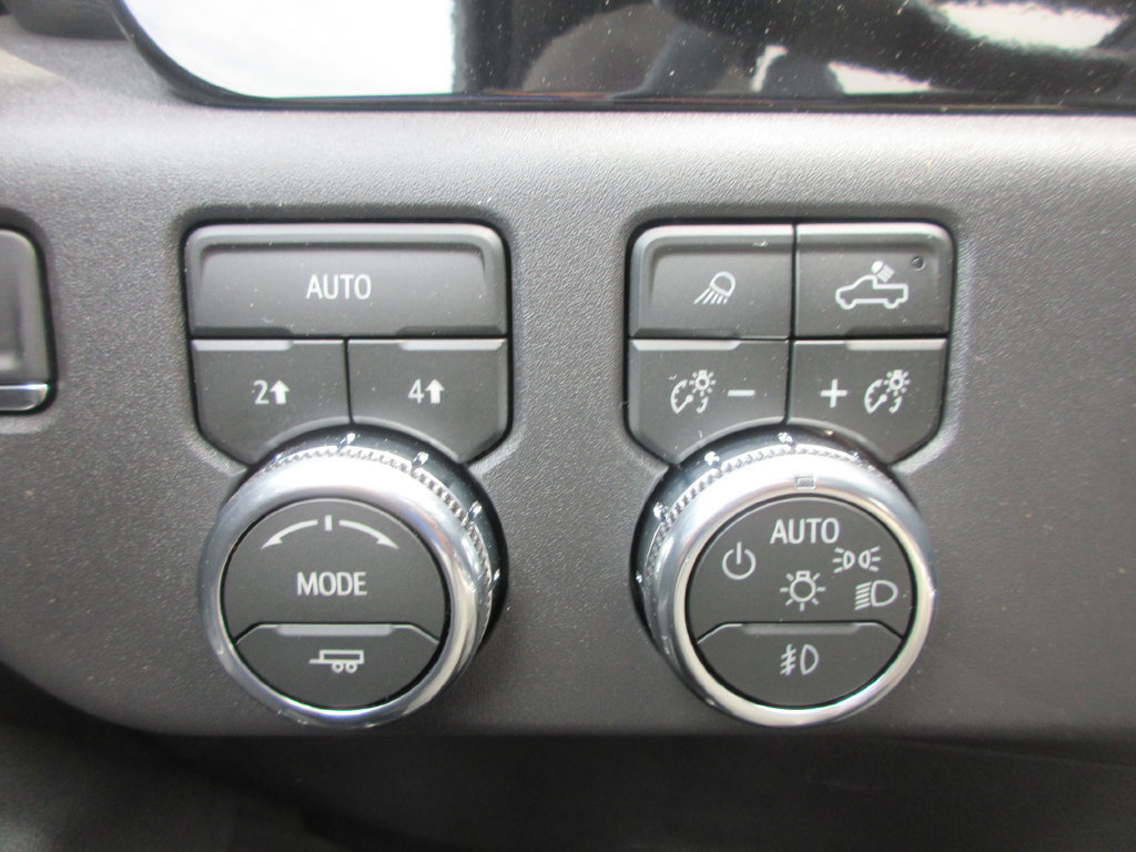 New 2026 GMC Sierra 1500 SLT w/ SLT Convenience Package AWD/4WD image 19