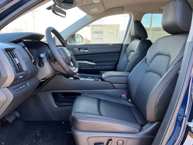 New 2026 Nissan Pathfinder SL video 3