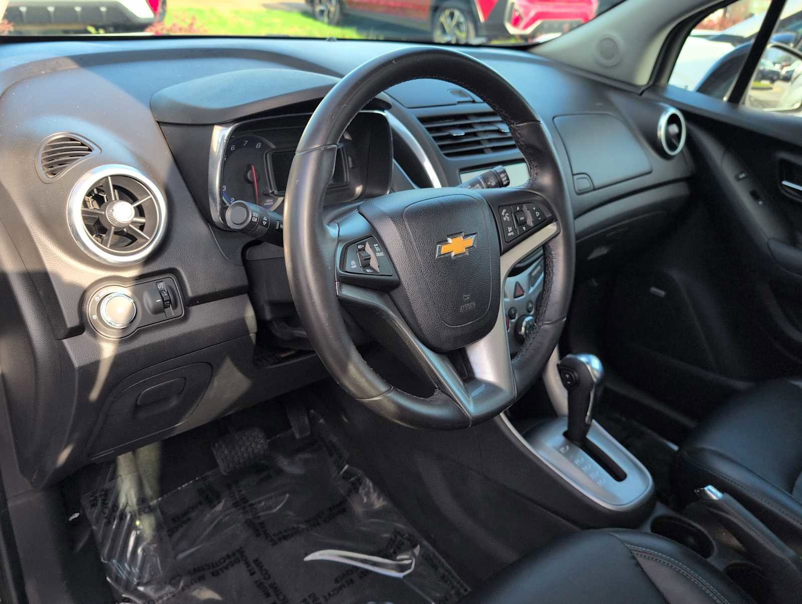 Used 2015 Chevrolet Trax LTZ image 10