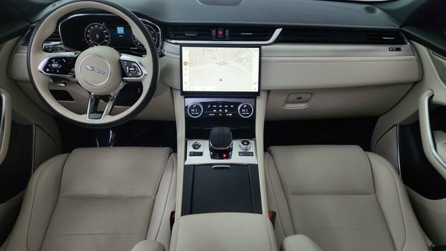 Used 2025 Jaguar F-PACE R-Dynamic S image 86
