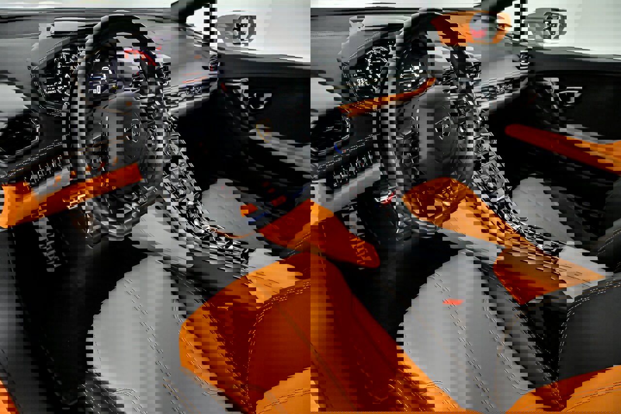 Used 2015 Lamborghini Huracan LP 610-4 image 23