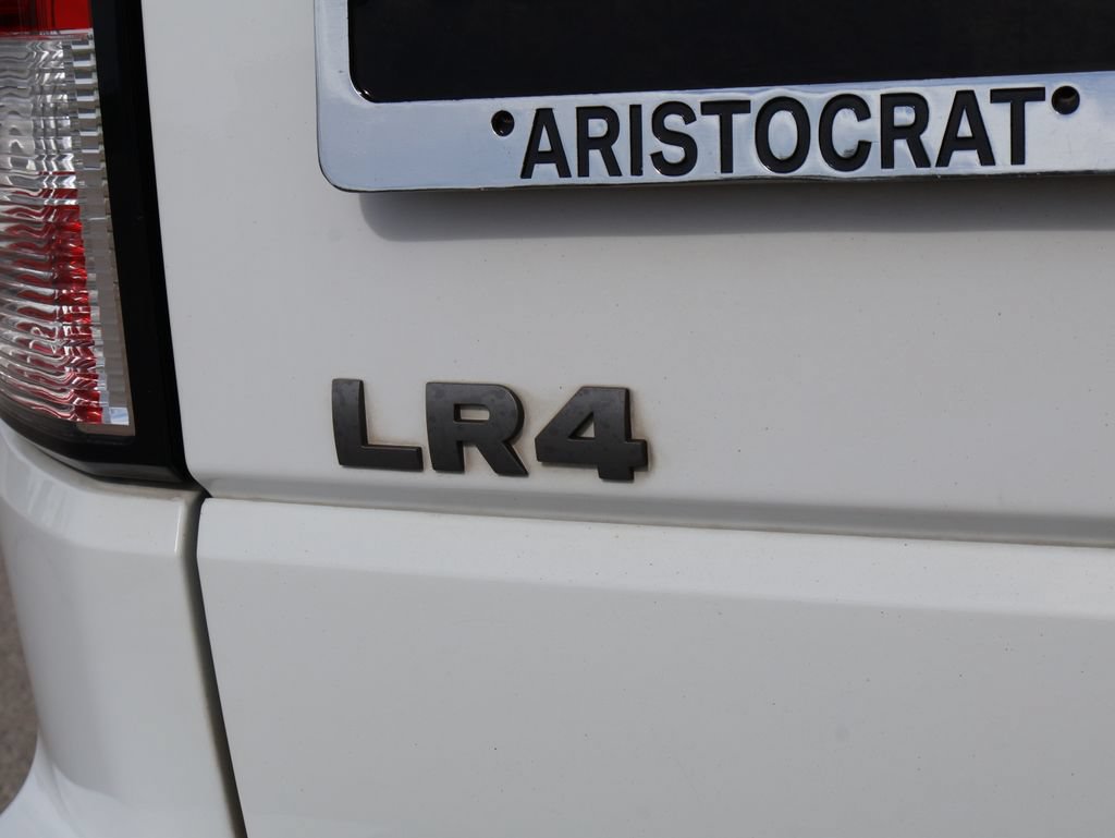Used 2012 Land Rover LR4 HSE AWD/4WD image 8