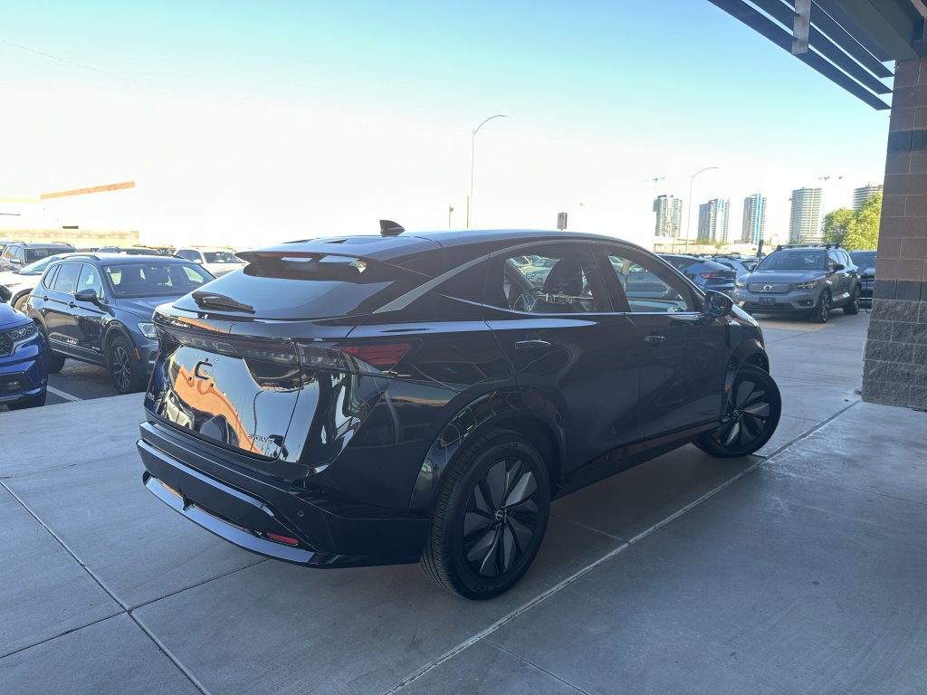 Used 2024 Nissan Ariya FWD image 3