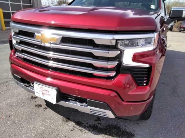 Used 2024 Chevrolet Silverado 1500 High Country w/ Technology Package AWD/4WD image 14