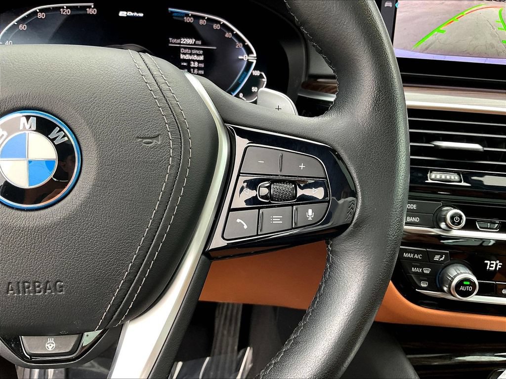Used 2023 BMW 530e xDrive w/ Premium Package AWD/4WD image 12
