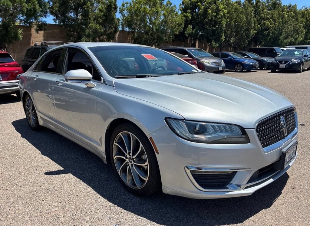 Used 2019 Lincoln MKZ Reserve w/ Reserve Plus Package FWD image 2