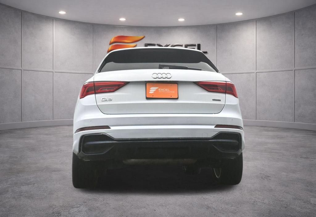 Used 2020 Audi Q3 2.0T Premium Plus w/ Premium Plus Package image 43