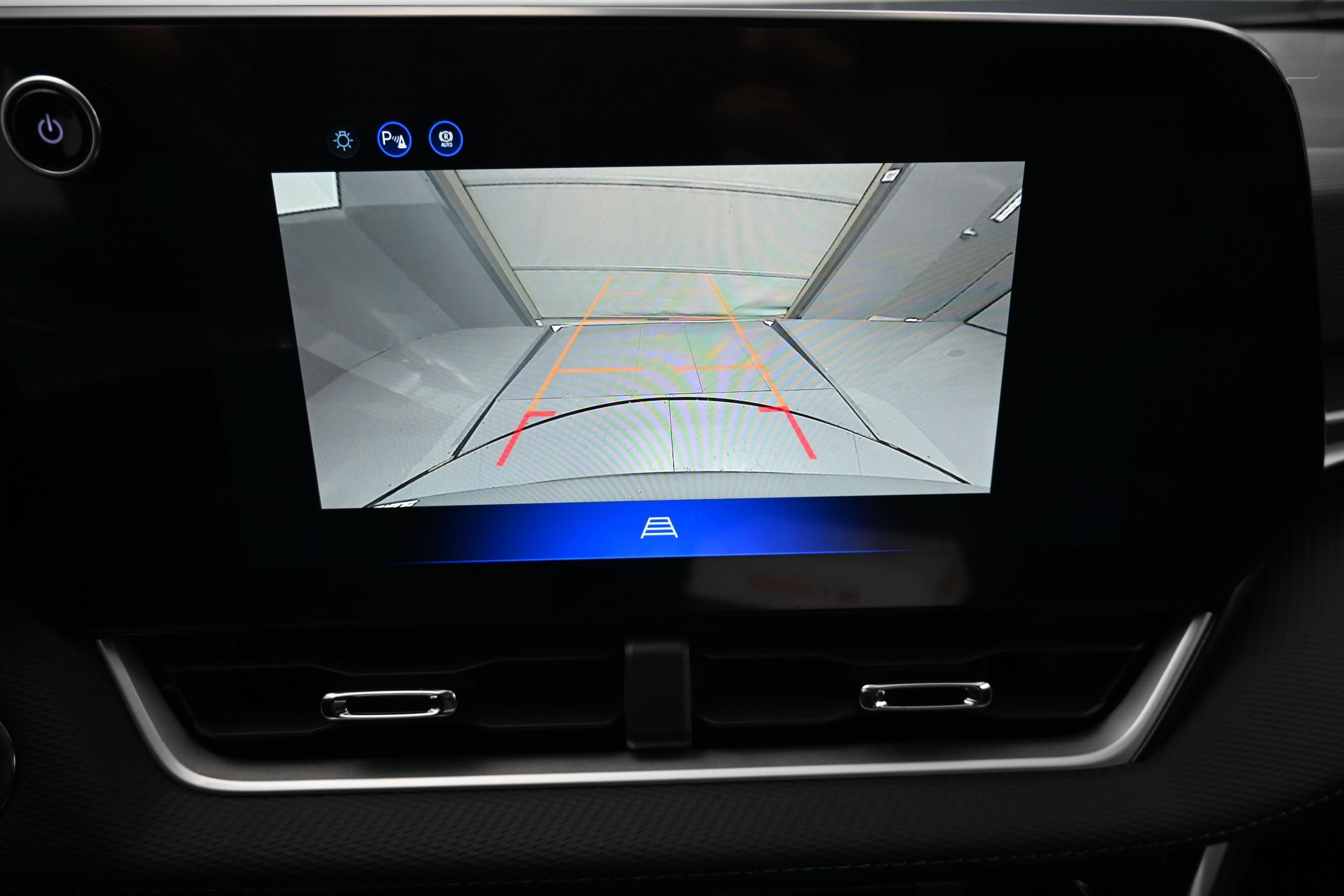 New 2027 Chevrolet Equinox LT w/ Convenience Package II FWD image 18