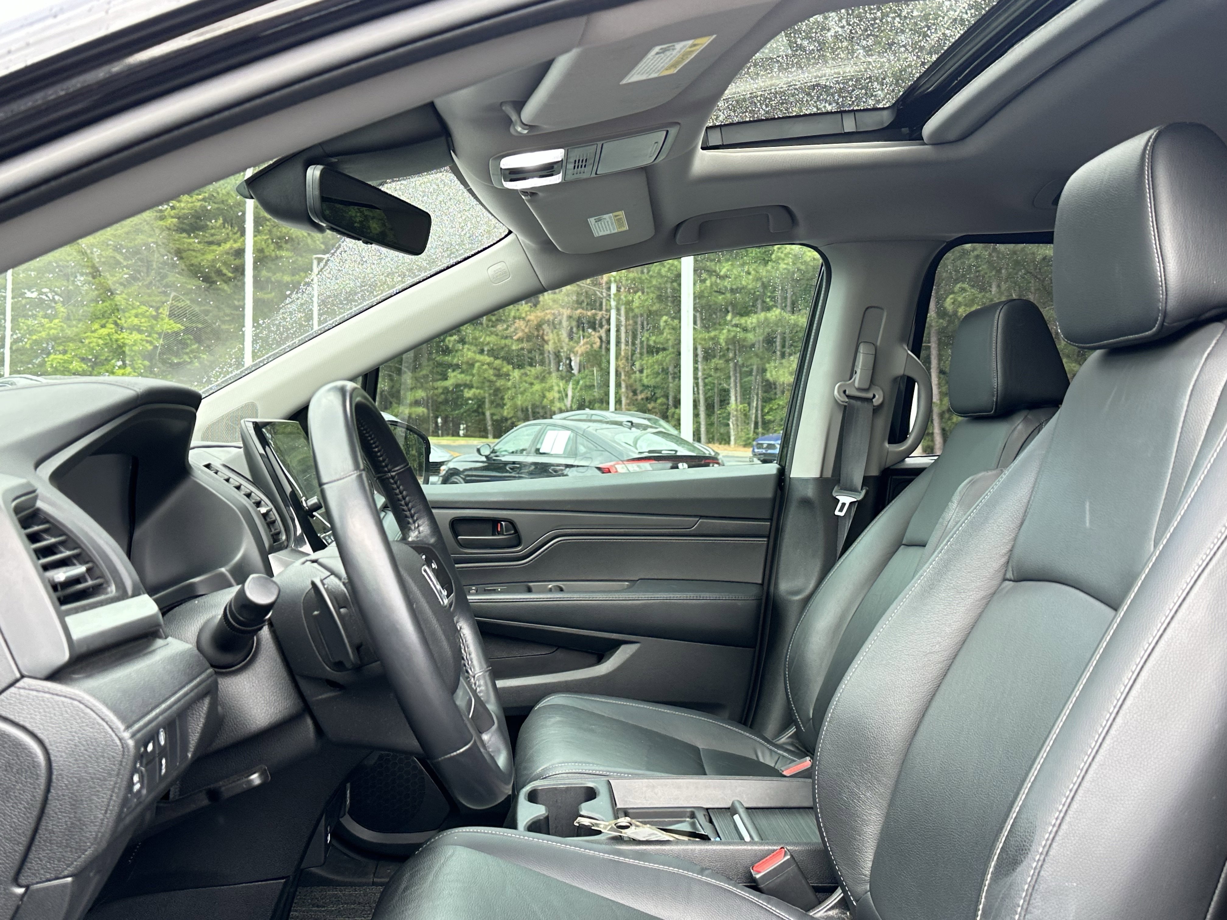 Used 2021 Honda Odyssey EX-L image 7