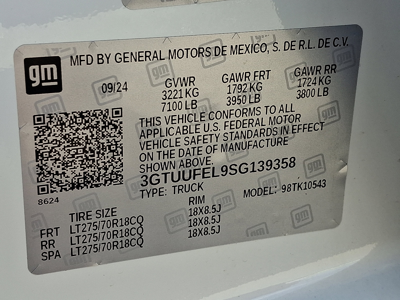 New 2025 GMC Sierra 1500 AT4X w/ AT4X AEV Edition image 10