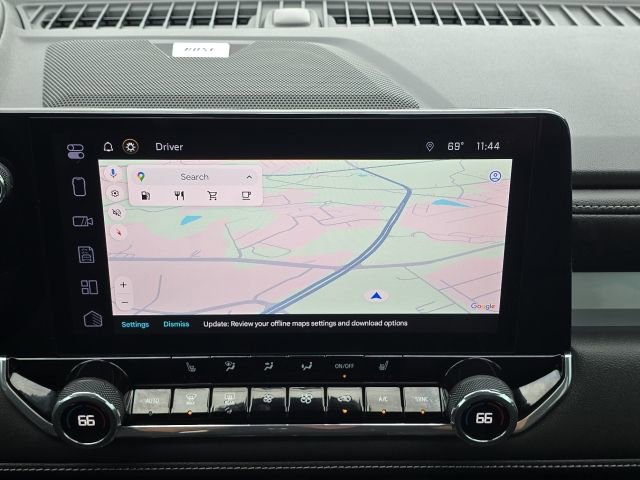 Used 2024 Chevrolet Colorado LT w/ LT Convenience Package III image 34