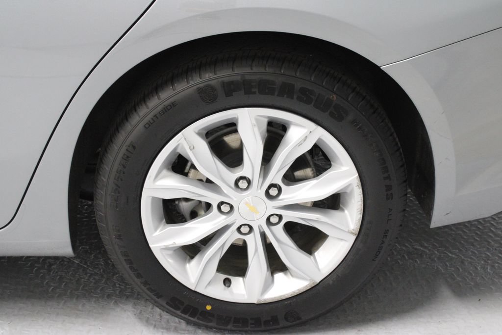 Used 2024 Chevrolet Malibu LT FWD image 21