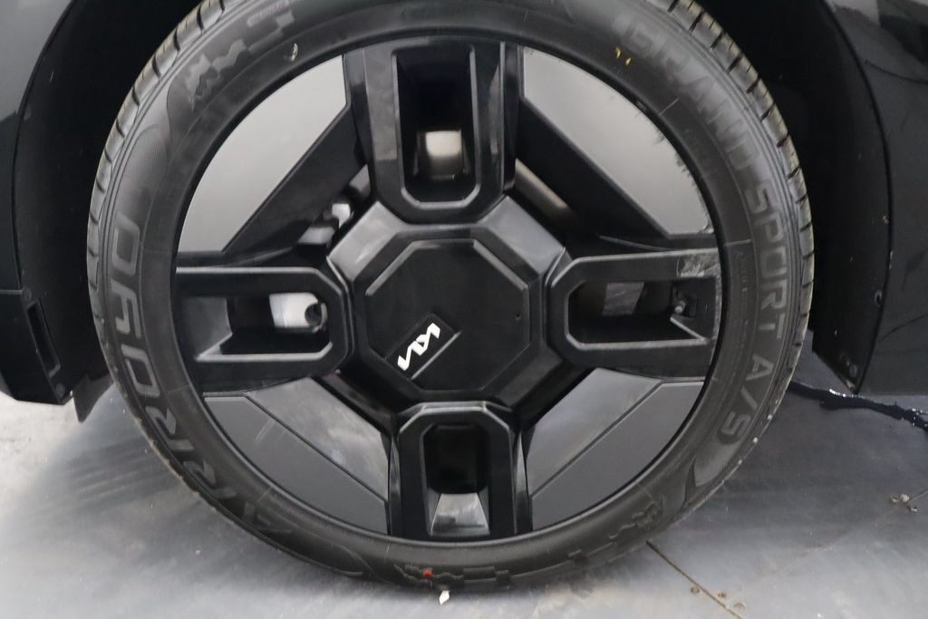Used 2024 Kia EV9 GT-Line AWD/4WD image 14