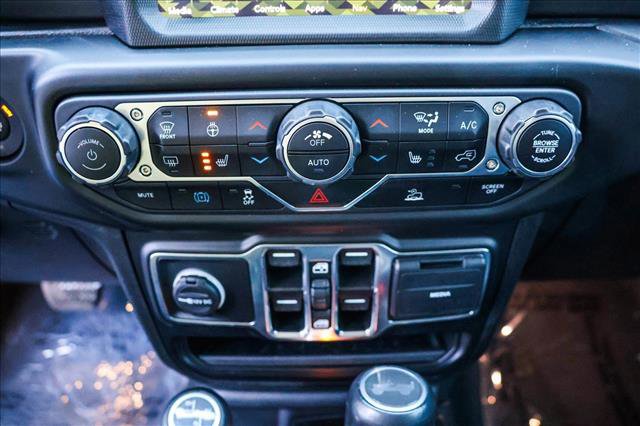Used 2022 Jeep Wrangler Unlimited Sahara w/ Cold Weather Group image 19