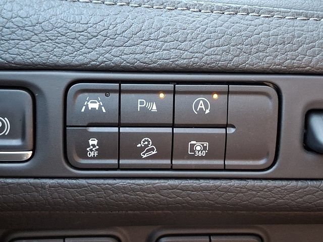 Certified 2023 GMC Yukon Denali AWD/4WD image 25