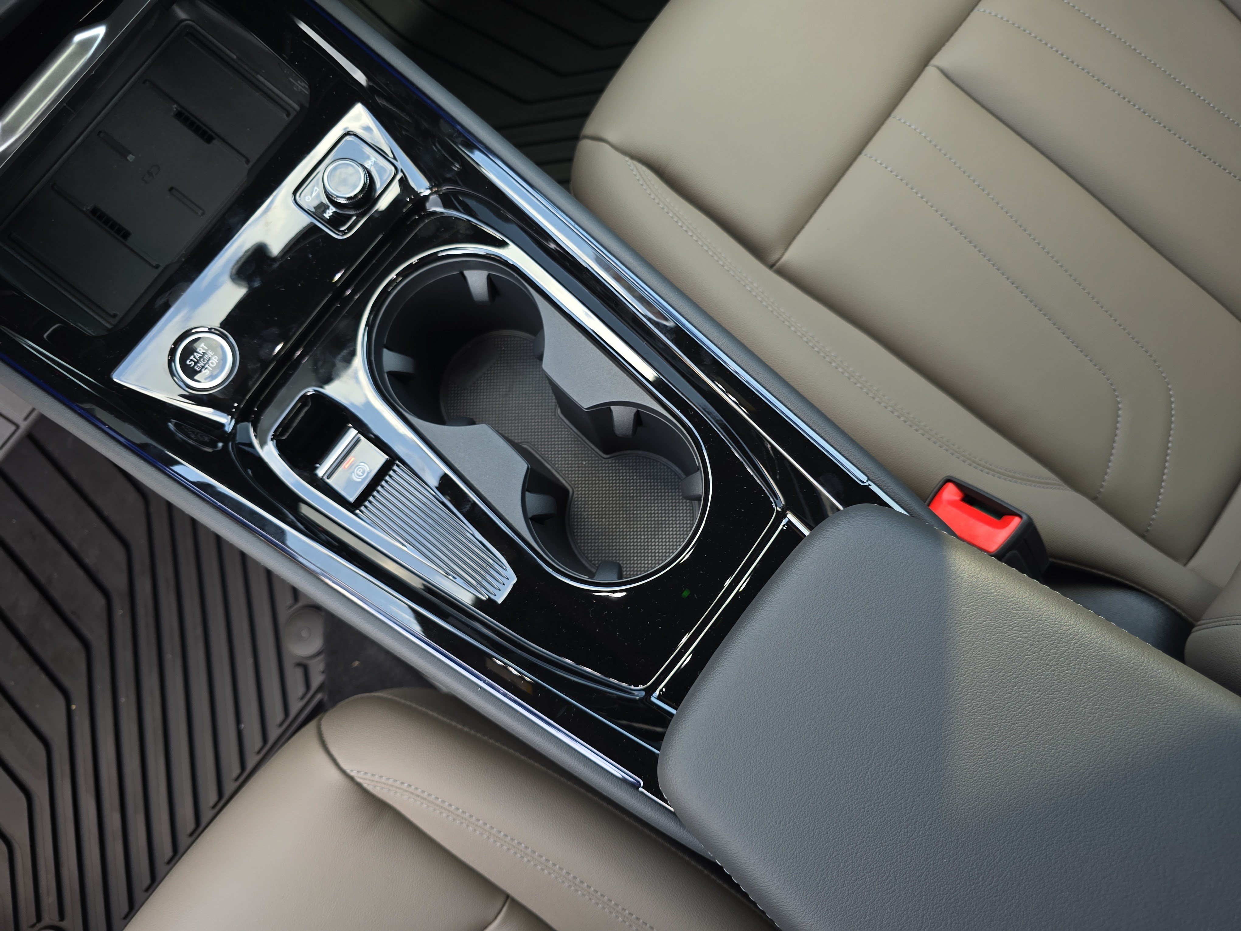 New 2026 Audi Q3 quattro 2.0T AWD/4WD image 25