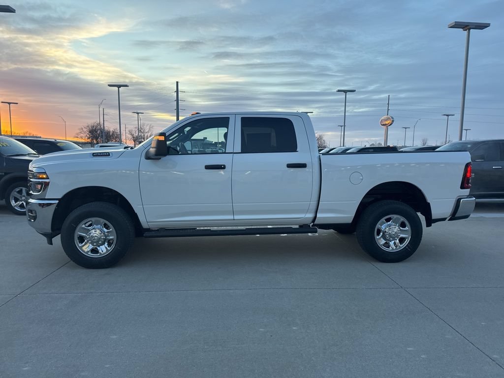 New 2026 RAM 2500 Tradesman AWD/4WD image 24