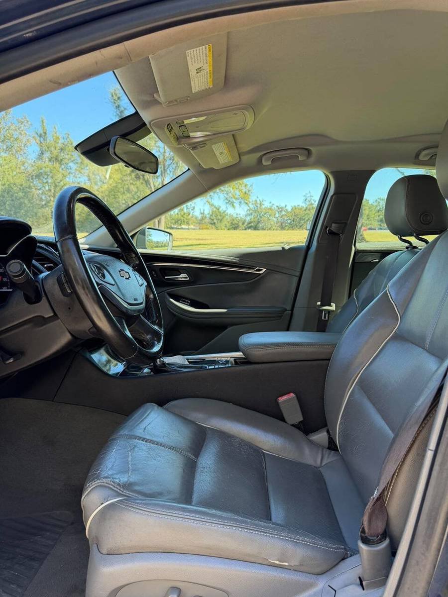 Used 2017 Chevrolet Impala Premier FWD image 10