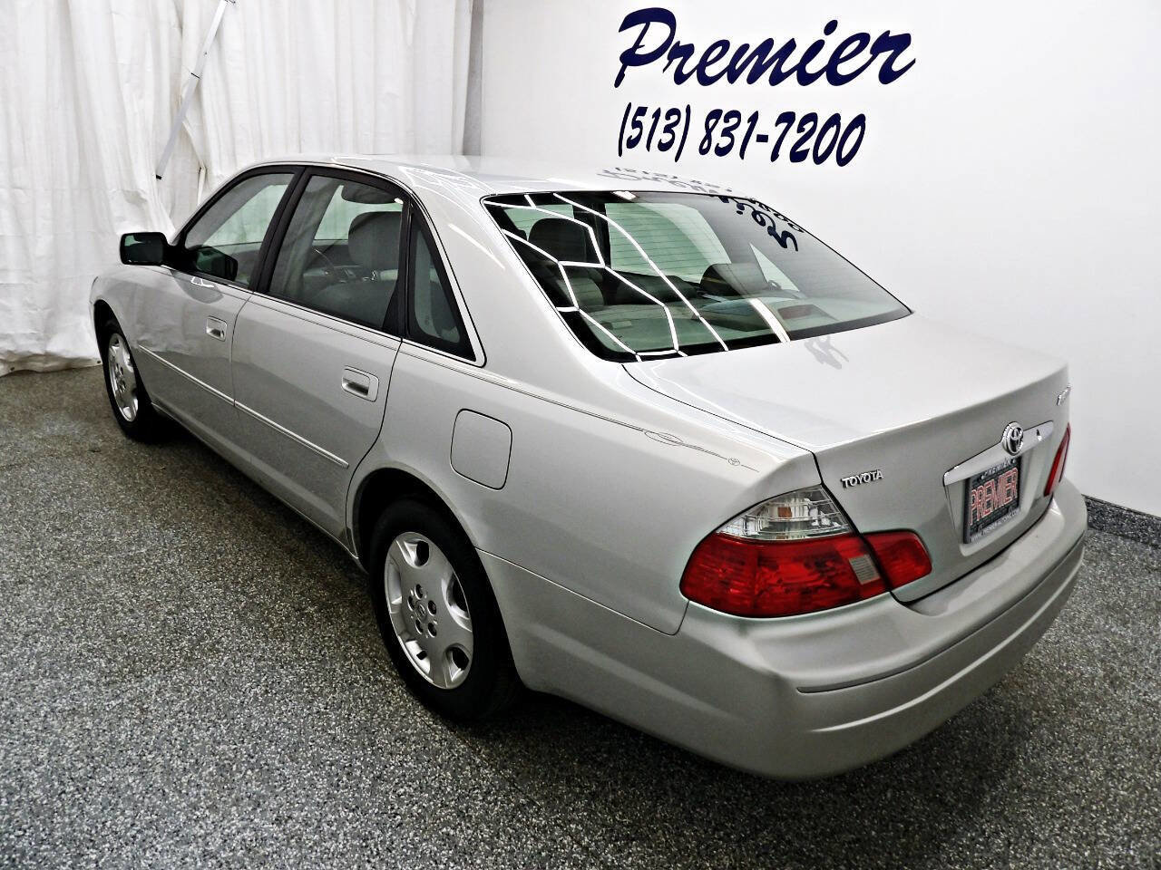Used 2003 Toyota Avalon XLS image 4