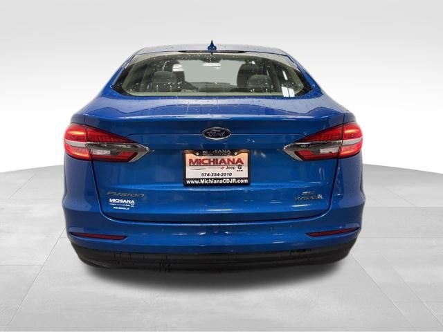 Used 2019 Ford Fusion SE FWD image 8