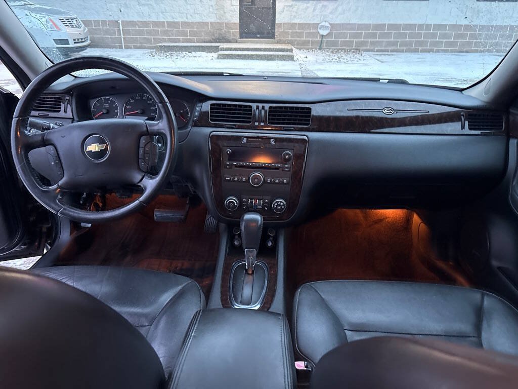 Used 2014 Chevrolet Impala LTZ FWD image 13
