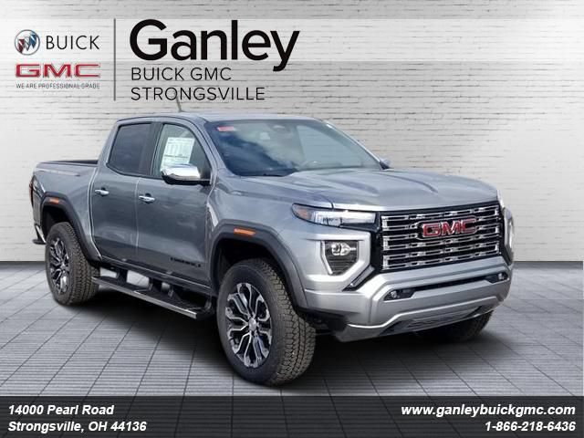 New 2026 GMC Canyon Denali w/ LPO, Black Badging Package
