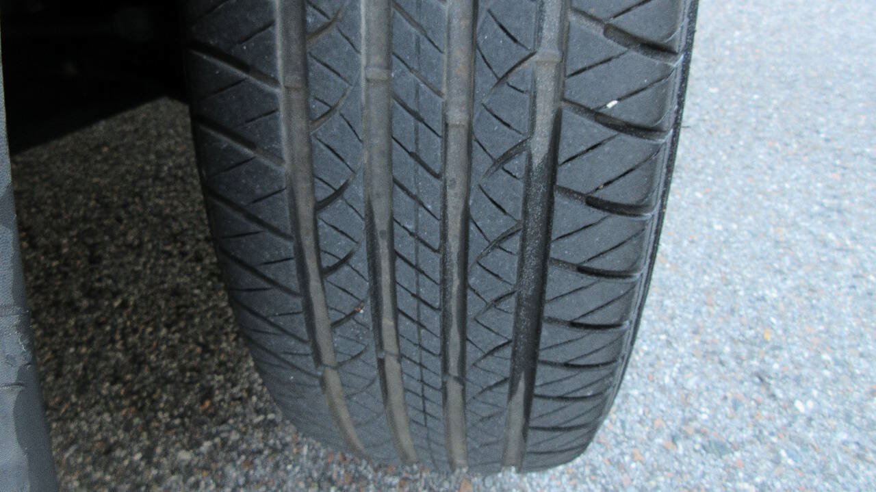 Used 2002 Ford Windstar LX FWD image 40