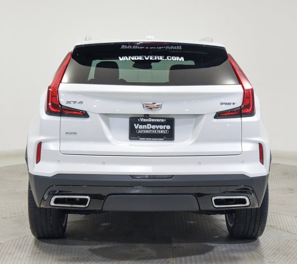 Used 2024 Cadillac XT4 Premium Luxury image 10